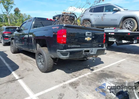 2016 Chevrolet Silverado 1500 Custom z USA, uszkodzony, nr VIN 1GCVKPEC3GZ317112